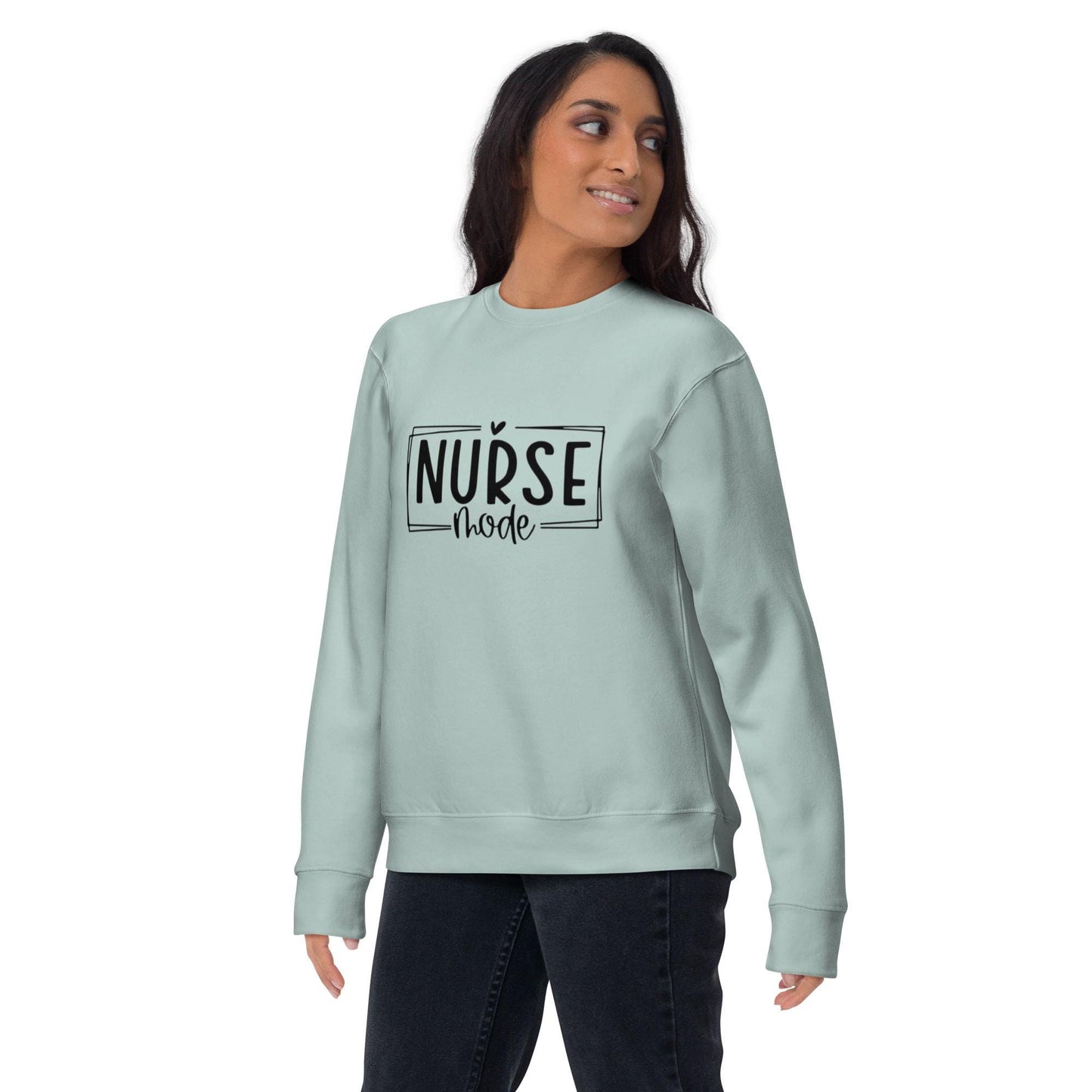 Nurse Life Women's Crewneck Sweatshirt – Comfortable Streetwear Style